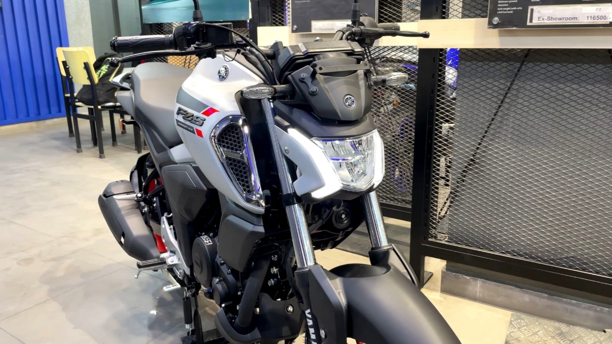 FZS FI V4