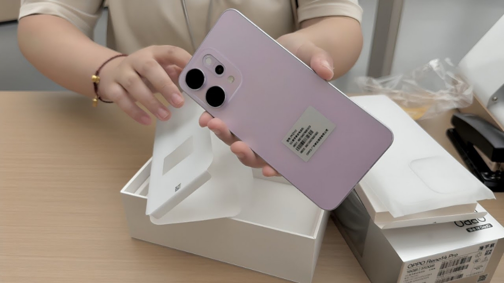 OPPO Reno 14