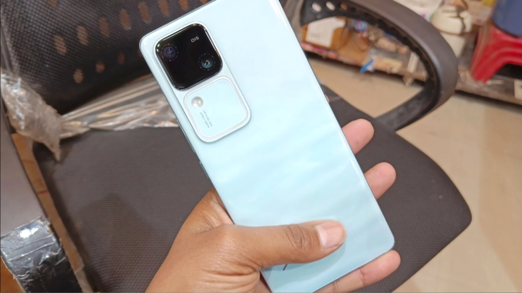 Vivo V30 5G